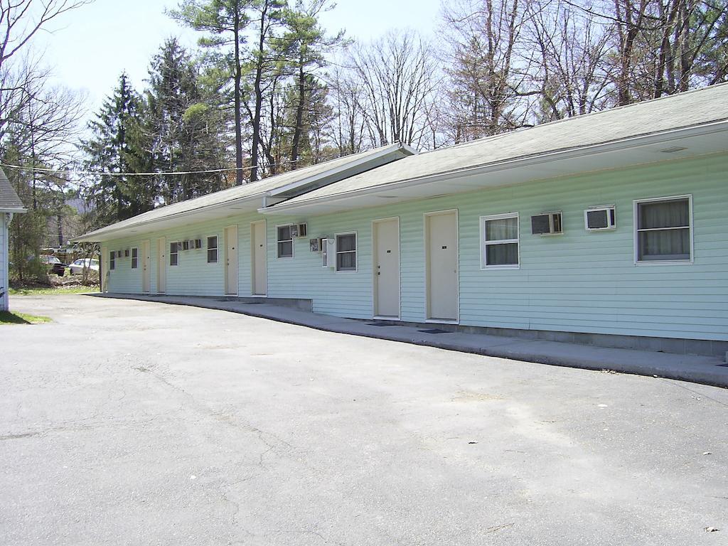 Cedar Grove Motel Алтуна Екстер'єр фото